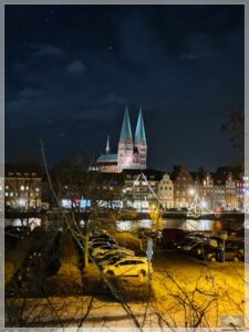 Mehr über den Artikel erfahren Lübeck – Holstentor und Marzipan